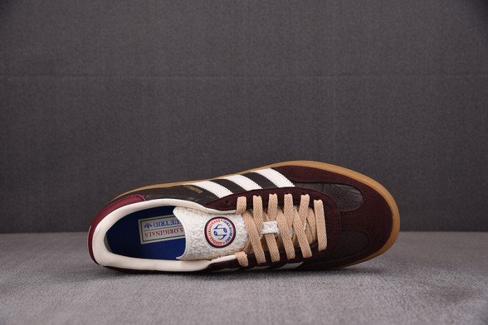 the blue trio x gazelle indoor 