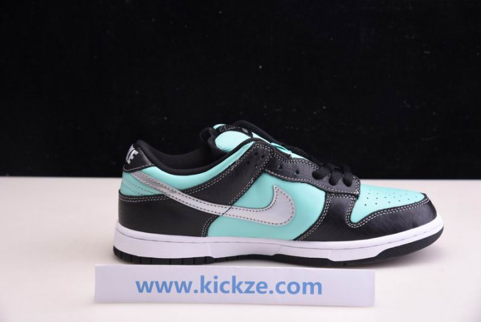 nike dunk sb low diamond supply co. "T*f*ny" - 304292-402